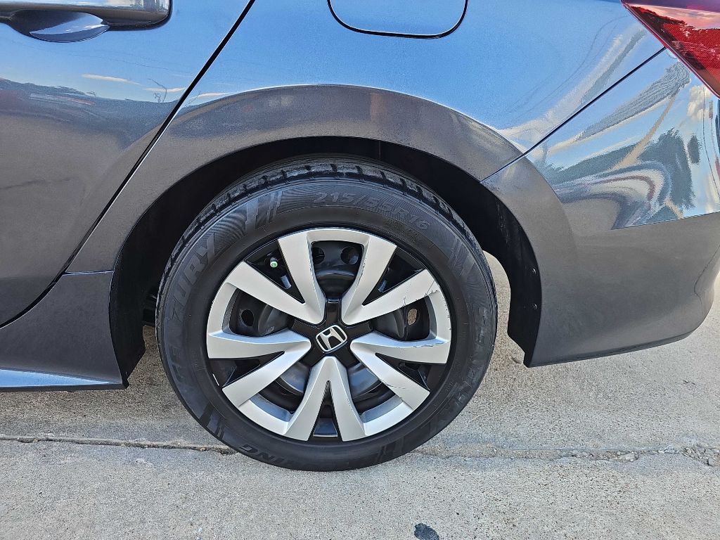 Photo 11 of this HONDA CIVIC