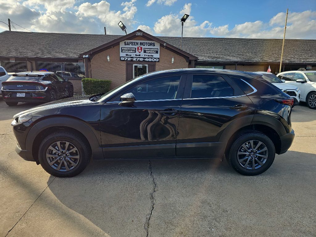 Photo 6 of this MAZDA CX-30