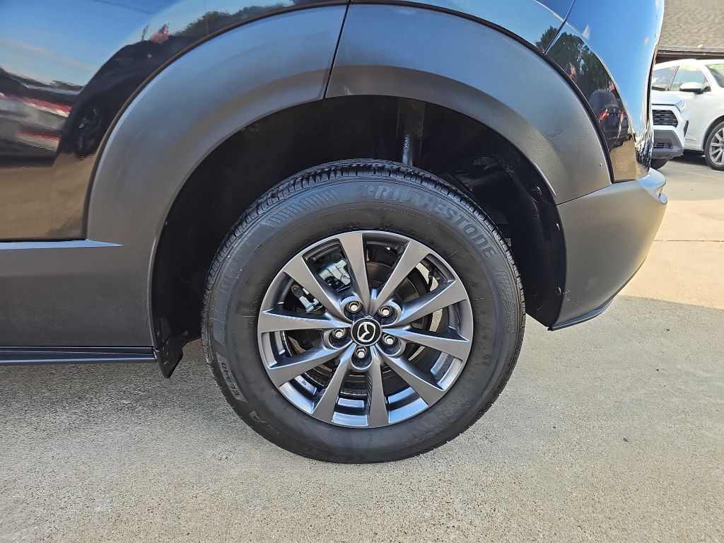 Photo 12 of this MAZDA CX-30