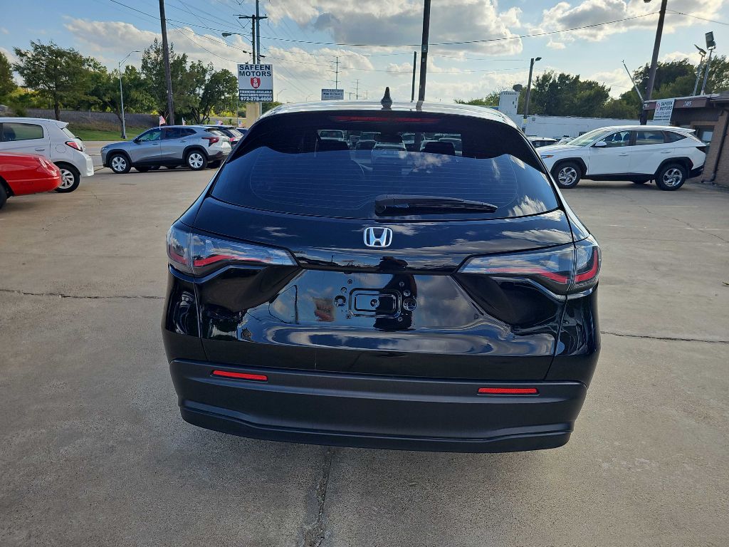 Photo 3 of this HONDA HR-V