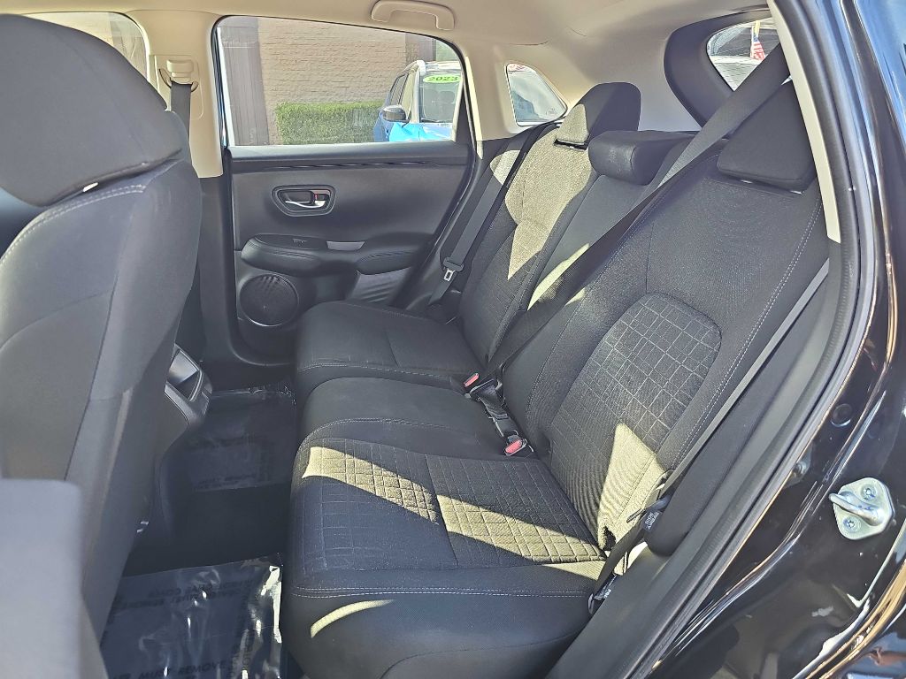 Photo 13 of this HONDA HR-V