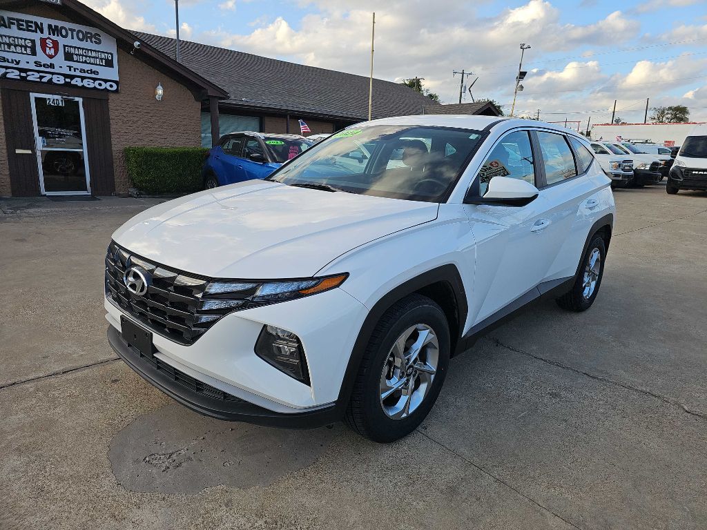 Photo 7 of this HYUNDAI TUCSON