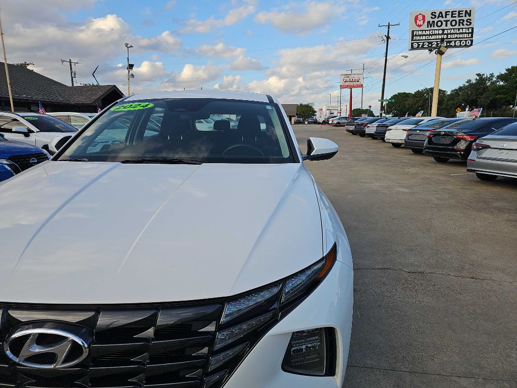 Photo 8 of this HYUNDAI TUCSON