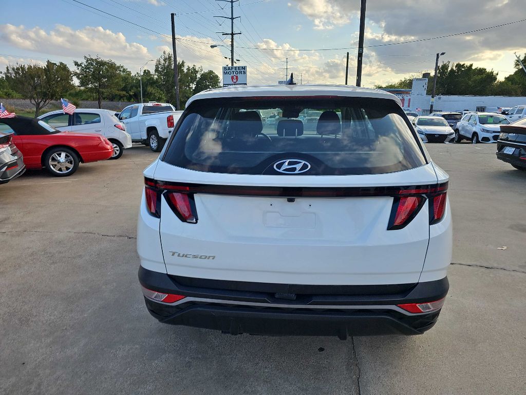Photo 4 of this HYUNDAI TUCSON