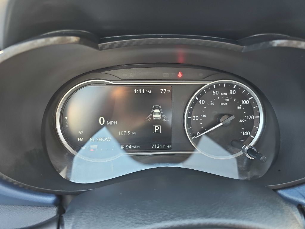 Photo 24 of this NISSAN VERSA