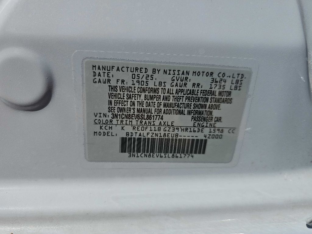 Photo 34 of this NISSAN VERSA
