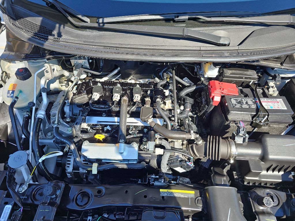Photo 33 of this NISSAN VERSA