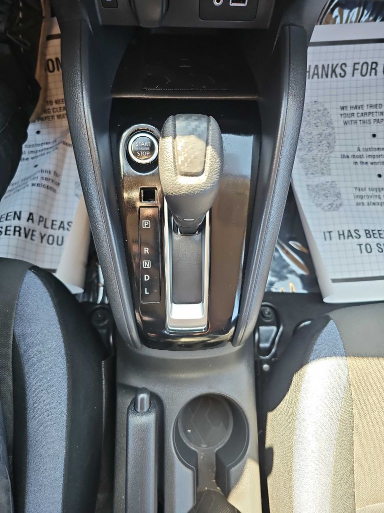 Photo 30 of this NISSAN VERSA