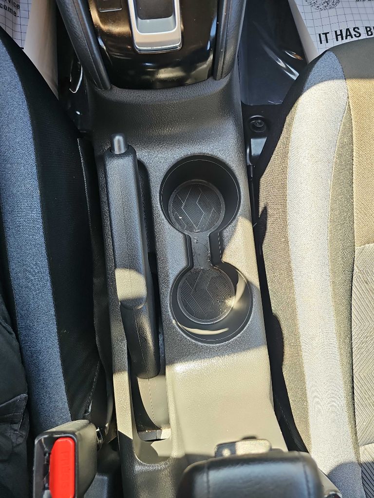 Photo 31 of this NISSAN VERSA