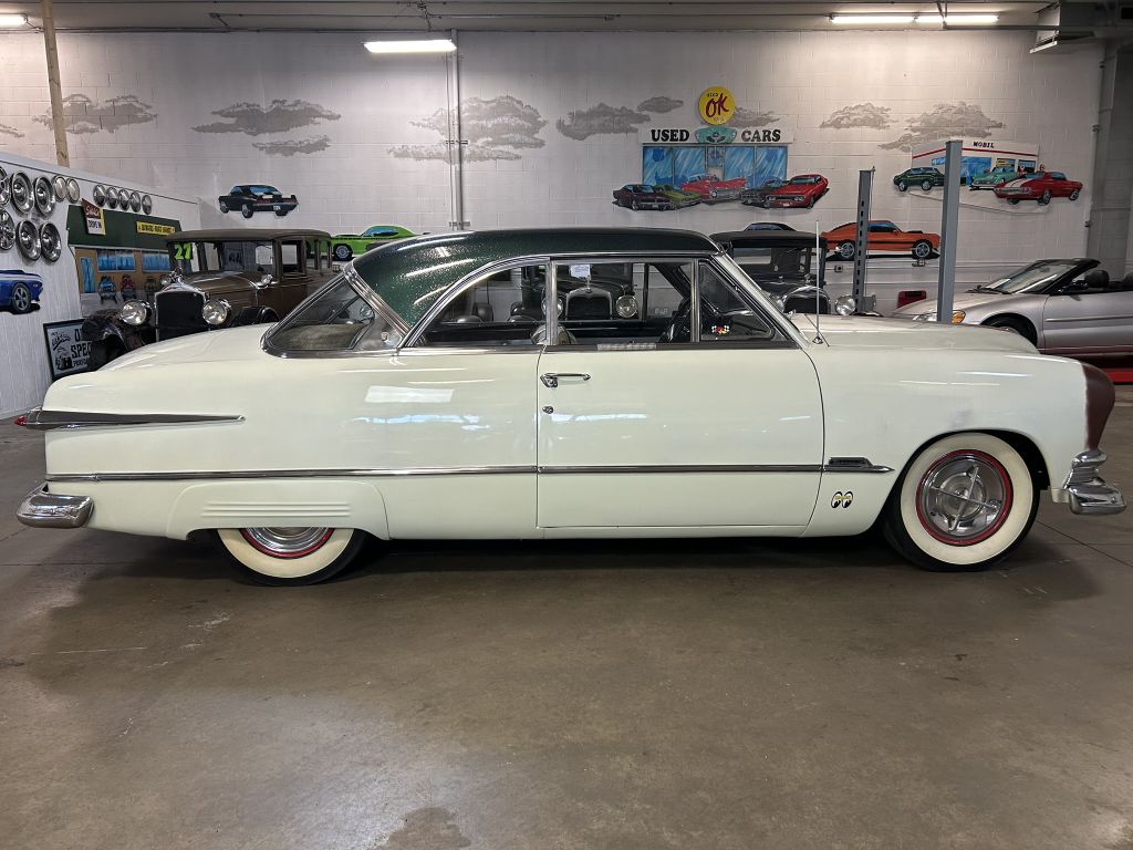 Photo 4 of this FORD VICTORIA