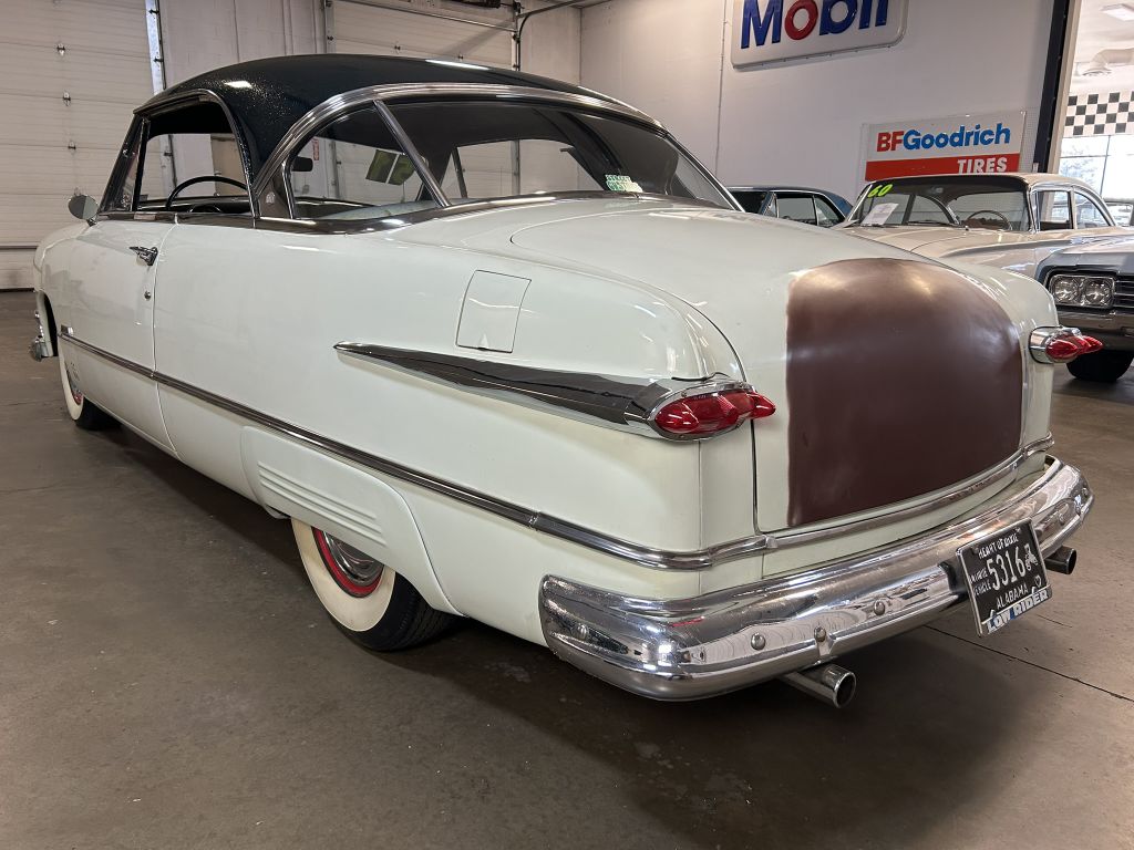 Photo 8 of this FORD VICTORIA