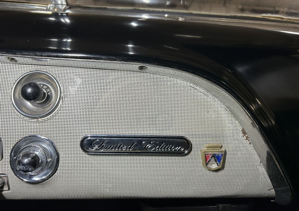 Photo 41 of this FORD VICTORIA