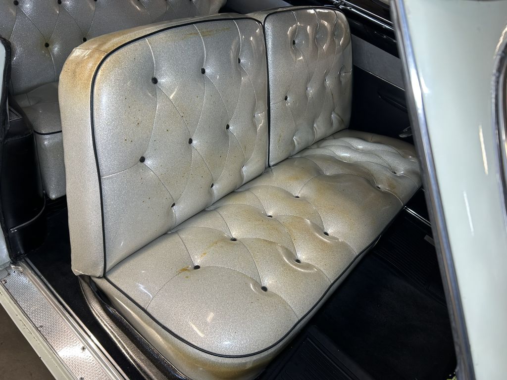 Photo 51 of this FORD VICTORIA