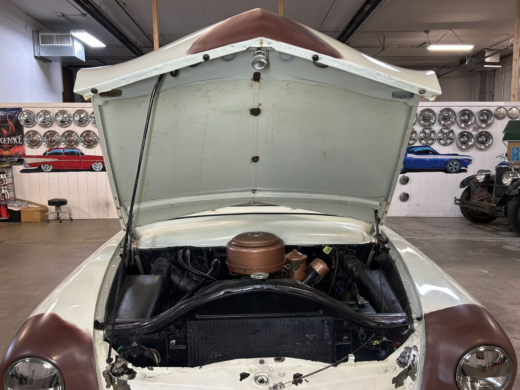 Photo 61 of this FORD VICTORIA