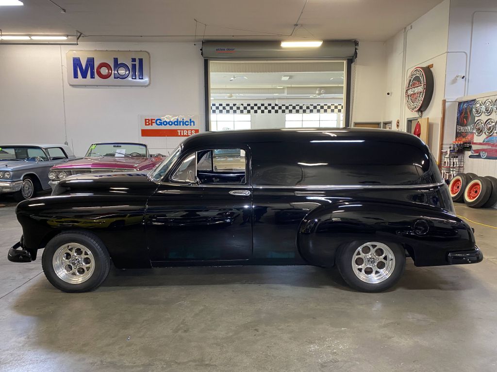 Photo 8 of this CHEVROLET STYLELINE