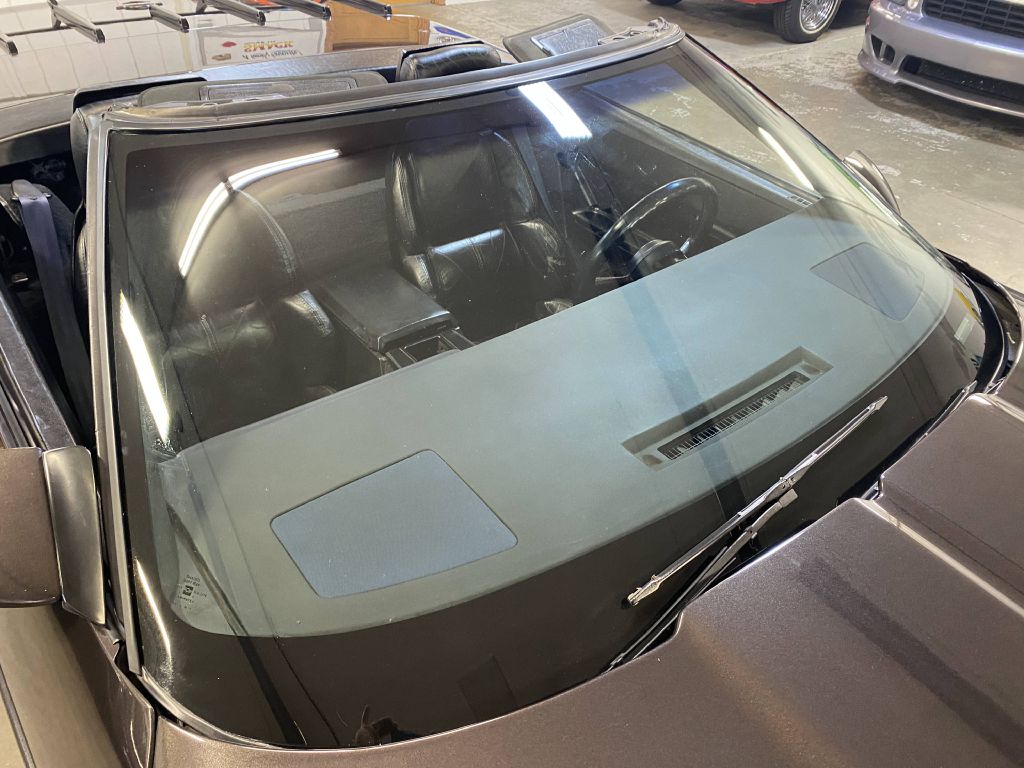 CHEVROLET CORVETTE 1989 CHEVROLET CORVETTE 1G1YY3188K5124291