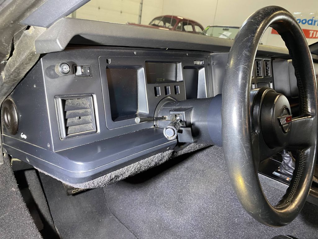 CHEVROLET CORVETTE 1989 CHEVROLET CORVETTE 1G1YY3188K5124291