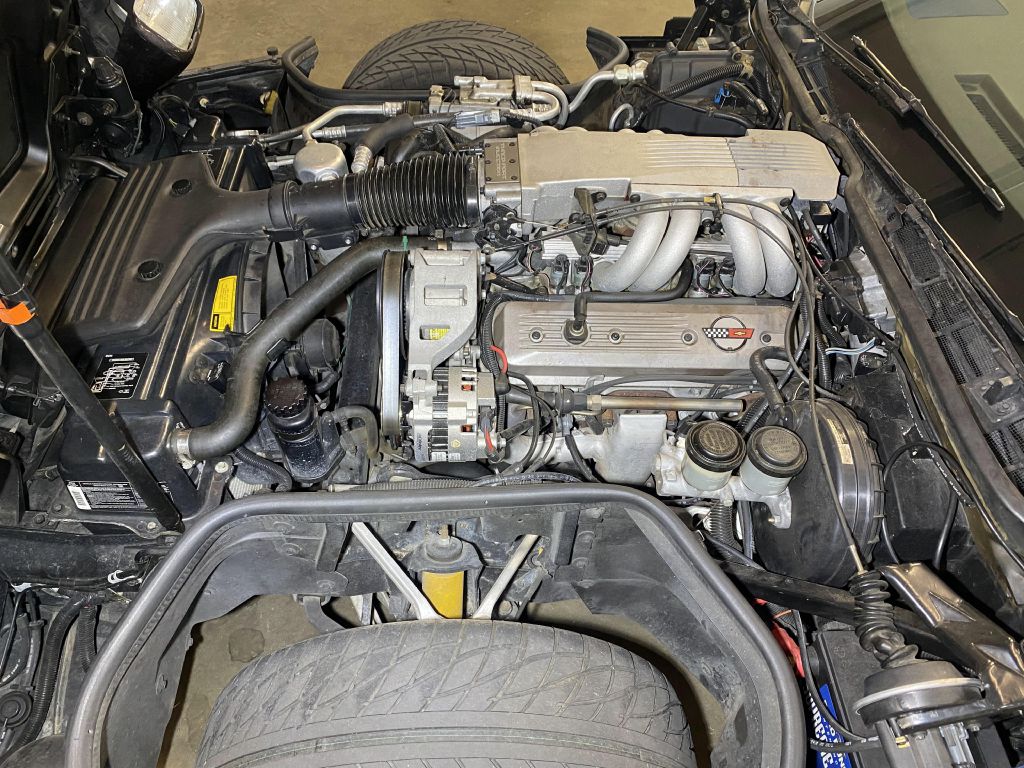 CHEVROLET CORVETTE 1989 CHEVROLET CORVETTE 1G1YY3188K5124291