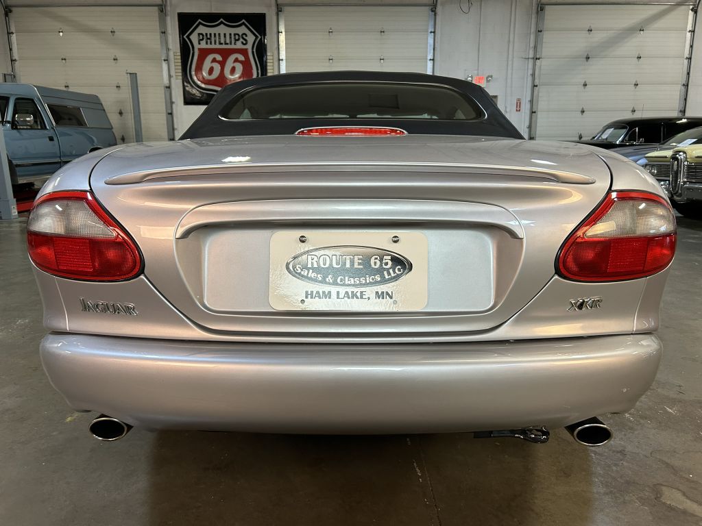 Photo 6 of this JAGUAR XKR