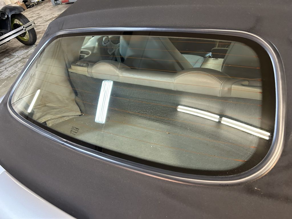 Photo 20 of this JAGUAR XKR