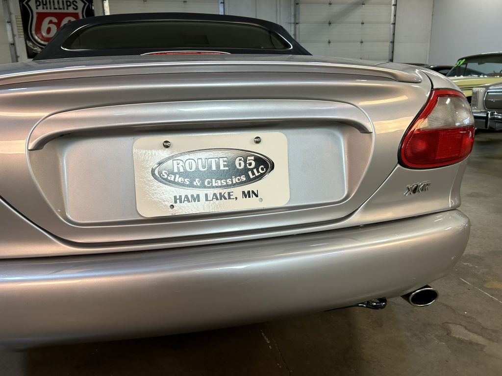Photo 25 of this JAGUAR XKR