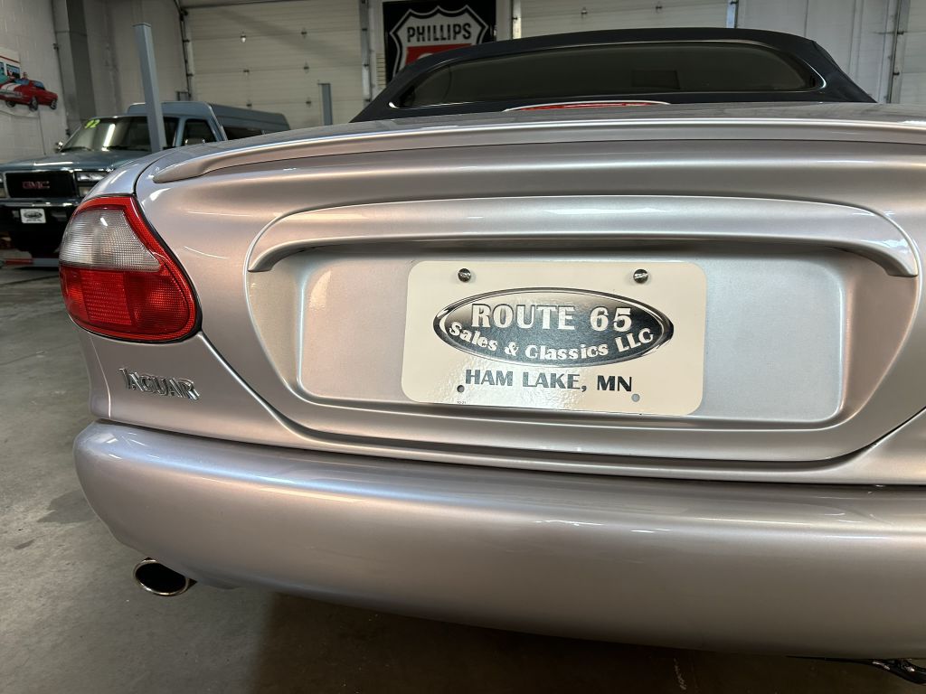 Photo 26 of this JAGUAR XKR
