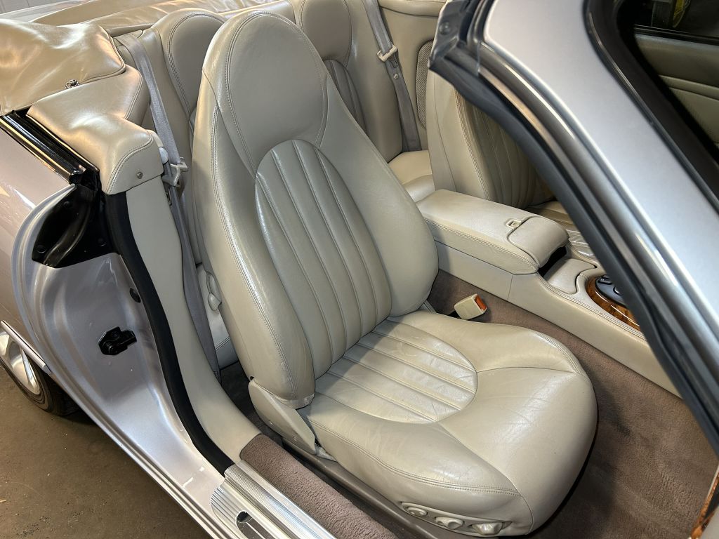 Photo 72 of this JAGUAR XKR