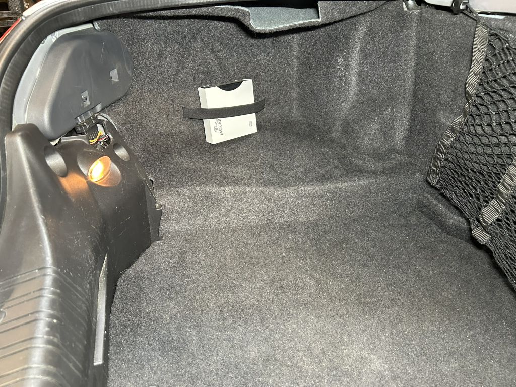 Photo 91 of this JAGUAR XKR