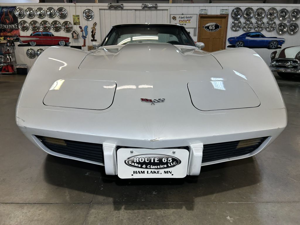 Photo 2 of this CHEVROLET CORVETTE