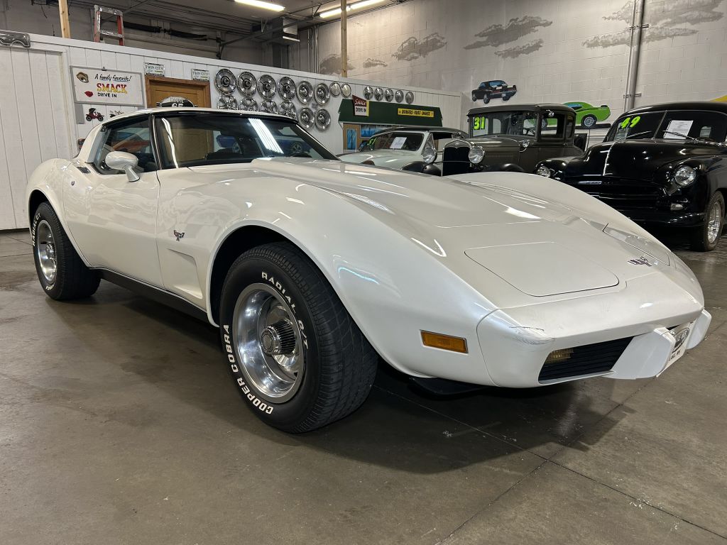 Photo 5 of this CHEVROLET CORVETTE