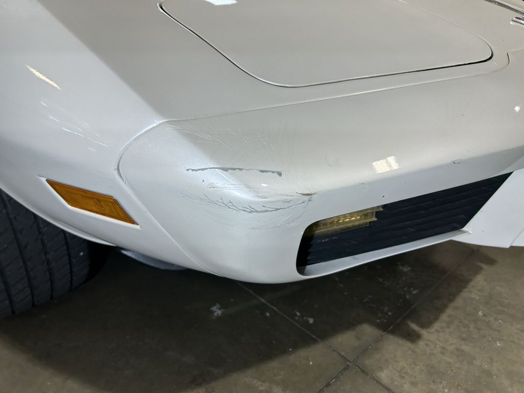 Photo 16 of this CHEVROLET CORVETTE