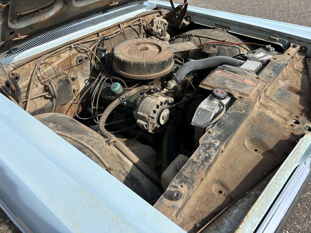 Photo 20 of this PONTIAC CATALINA