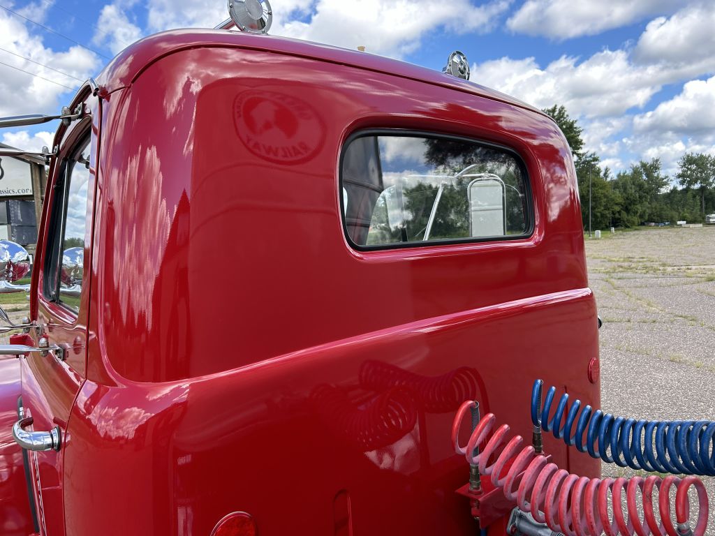 Photo 19 of this FORD F-7