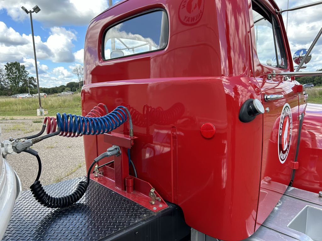 Photo 20 of this FORD F-7