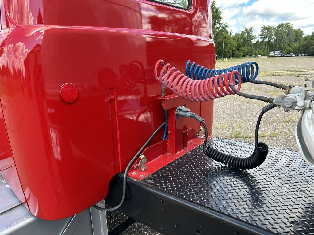 Photo 21 of this FORD F-7