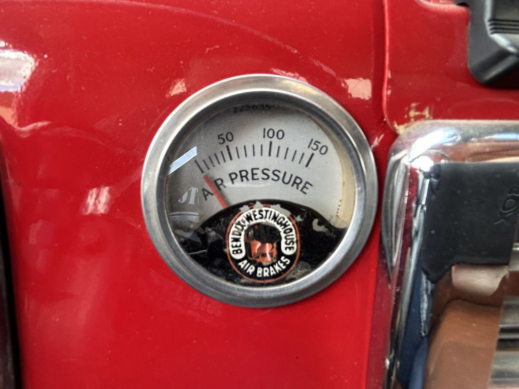 Photo 40 of this FORD F-7
