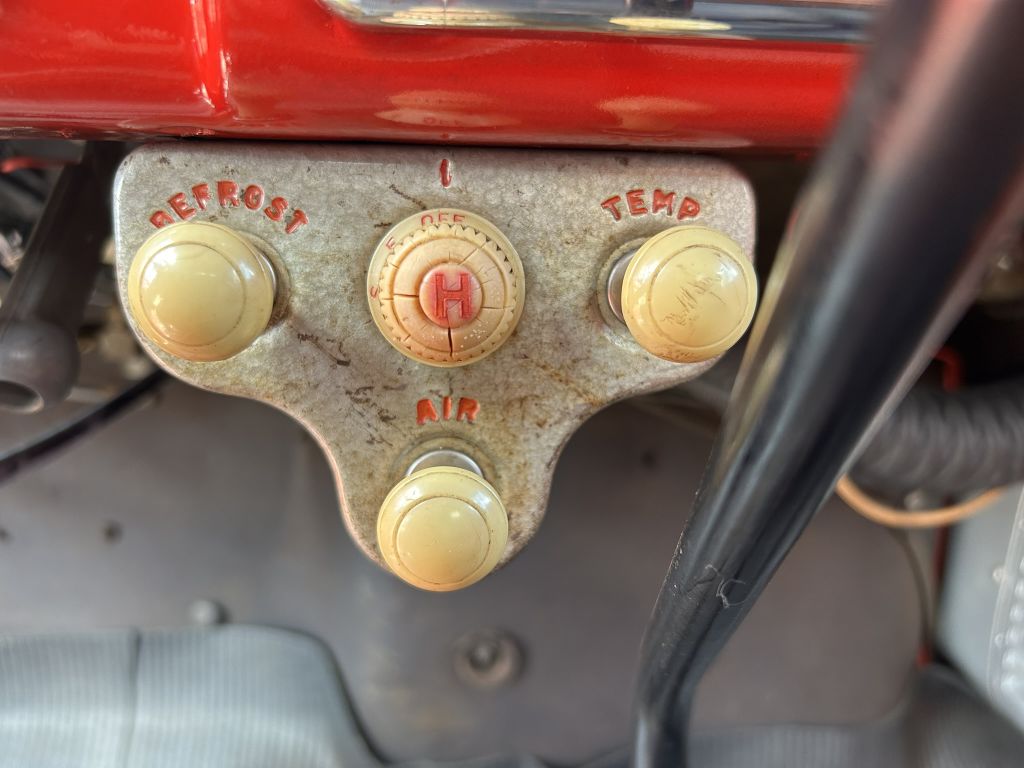 Photo 43 of this FORD F-7