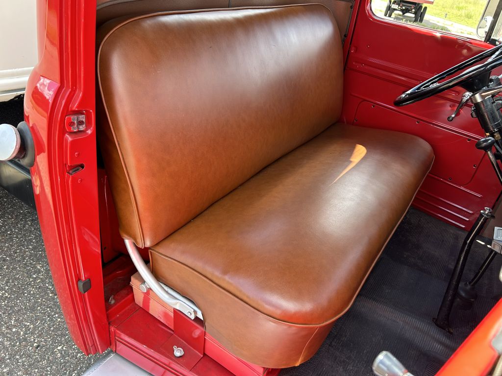 Photo 53 of this FORD F-7