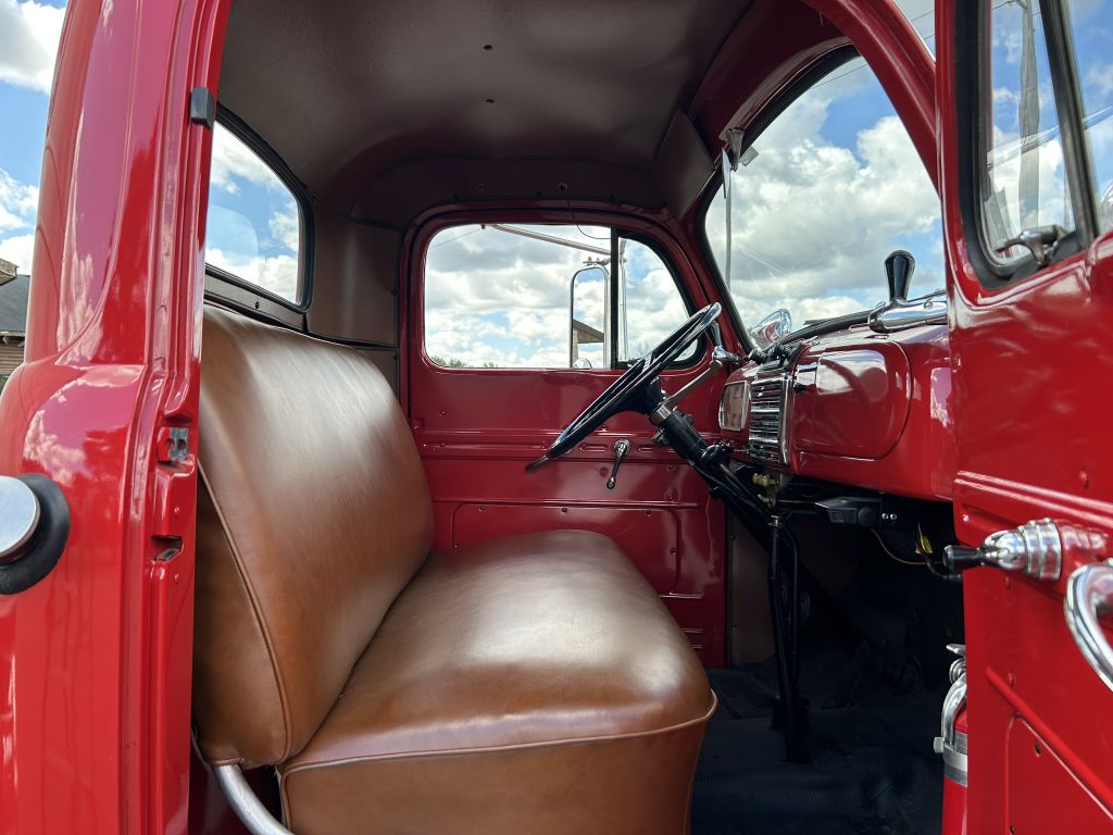 Photo 54 of this FORD F-7