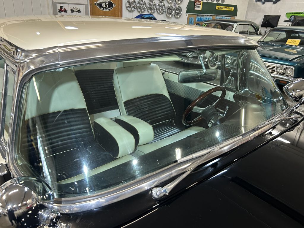 Photo 14 of this MERCURY MONTCLAIR