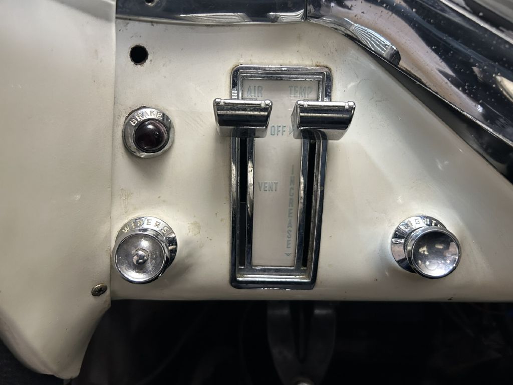 Photo 36 of this MERCURY MONTCLAIR