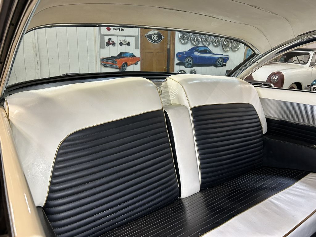 Photo 51 of this MERCURY MONTCLAIR