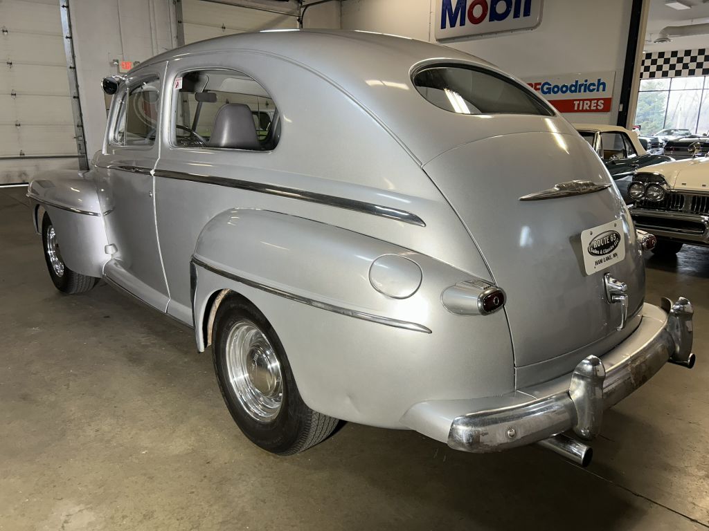 Photo 7 of this FORD SUPER DELUXE