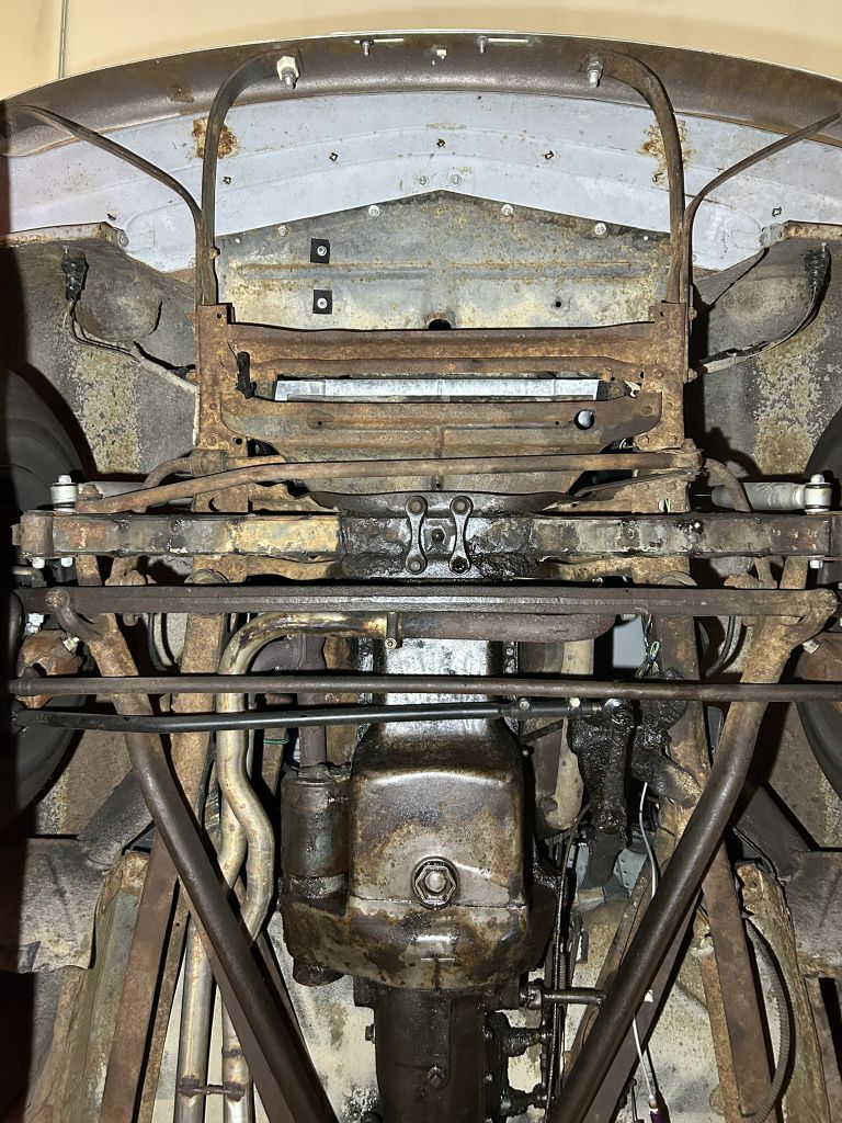 Photo 111 of this FORD SUPER DELUXE