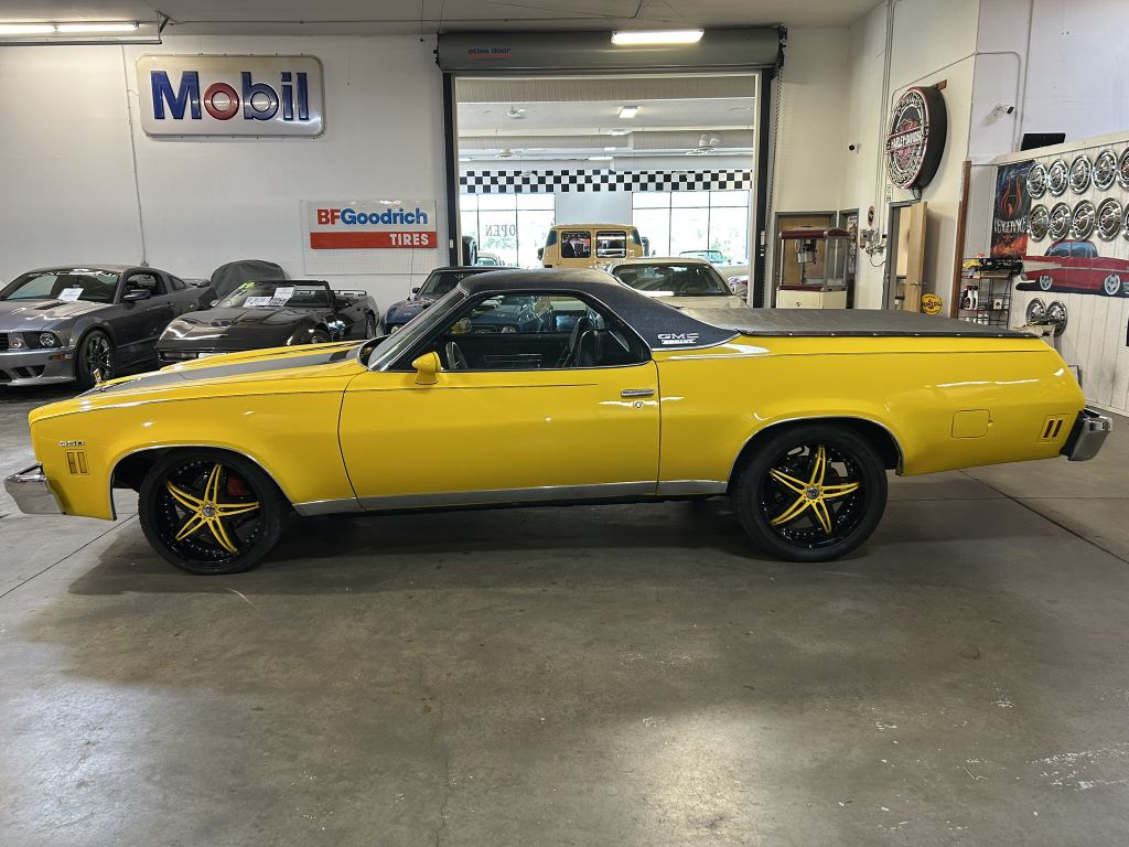 Photo 8 of this GMC SPRINT