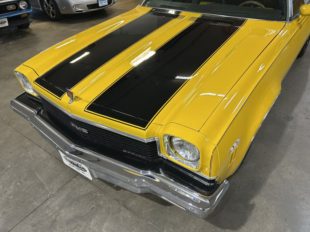 Photo 11 of this GMC SPRINT