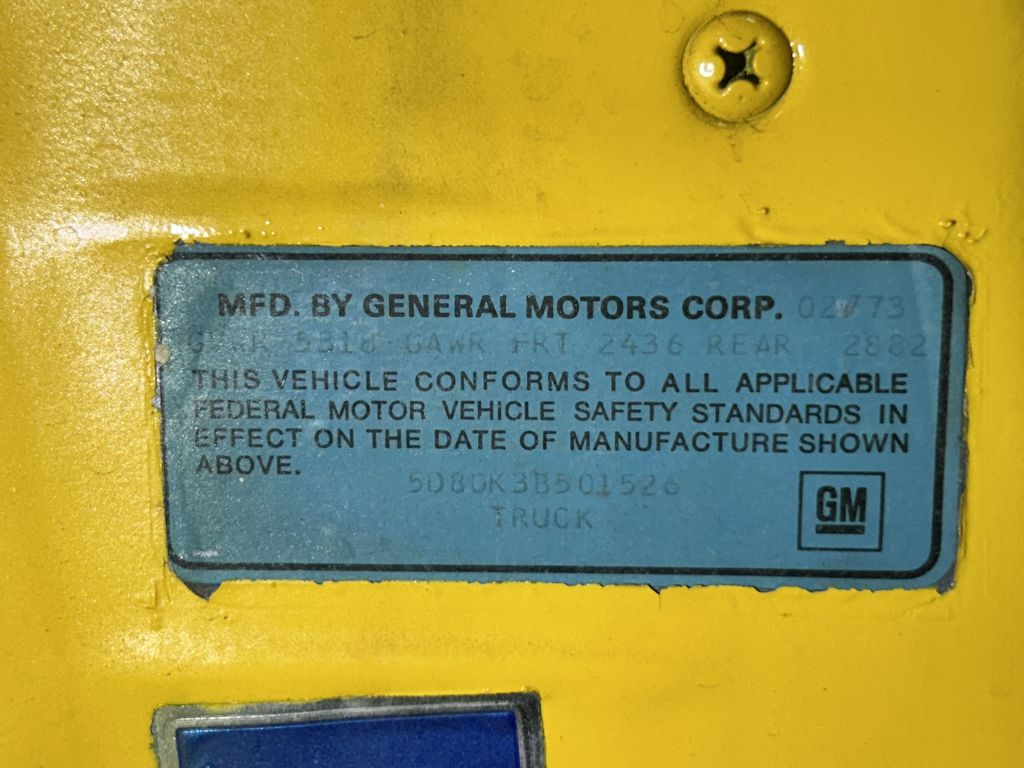 Photo 36 of this GMC SPRINT