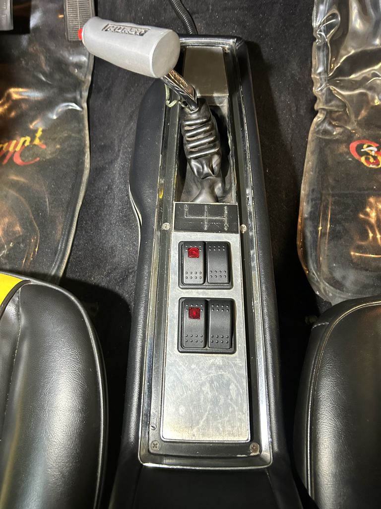 Photo 57 of this GMC SPRINT