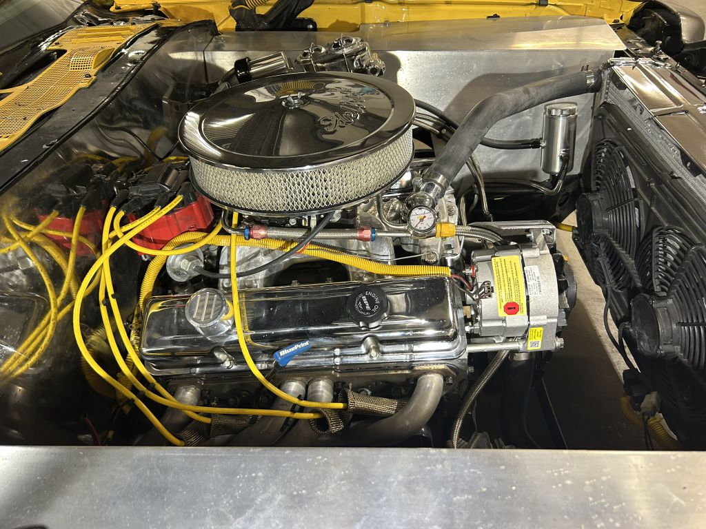 Photo 81 of this GMC SPRINT