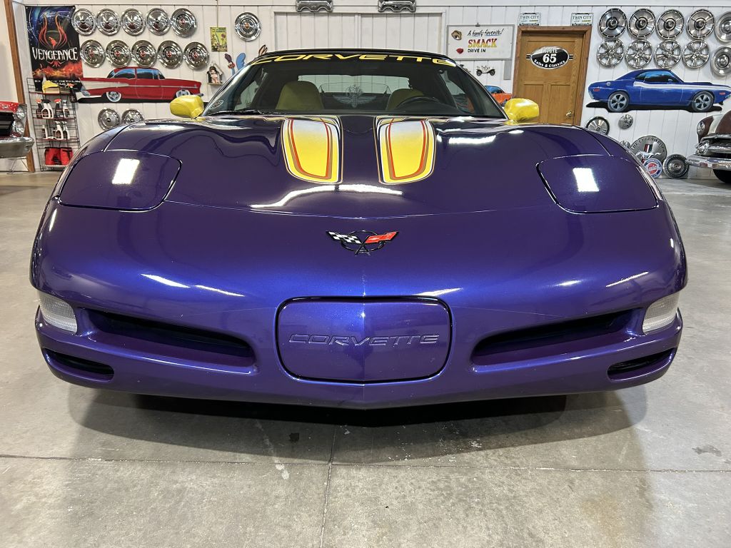 Photo 2 of this CHEVROLET CORVETTE